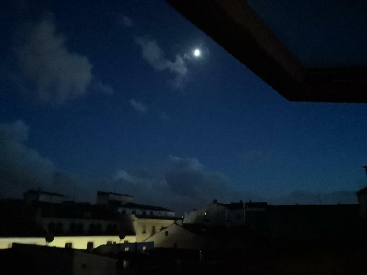 La Casa De La Luna Avila Bagian luar foto